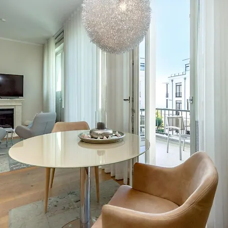 Apartment First - 41 